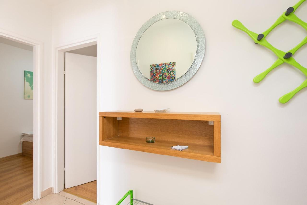 Apartment Julijana クルク エクステリア 写真